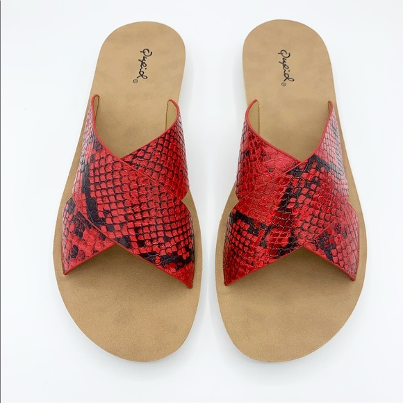Red Snakeskin Print Sandals Flat Slide Criss Cross Slip On - Picture 3 of 8